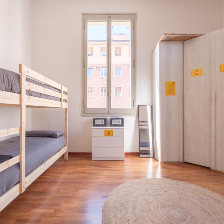 Ostello Umile - Posto Letto in Dormitorio Misto con 4 Letti - 10