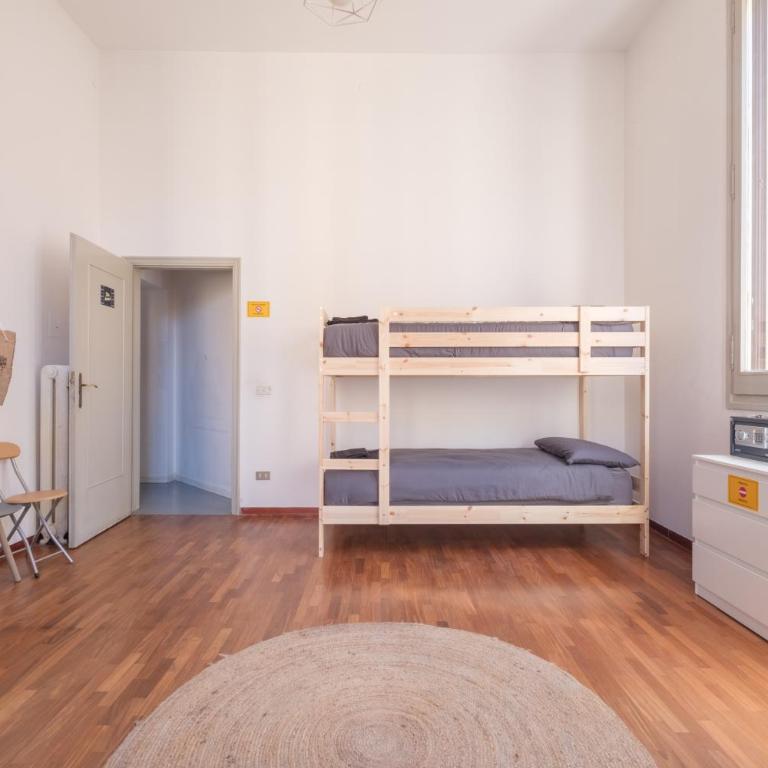 Ostello Umile - Posto Letto in Dormitorio Misto con 4 Letti - 9