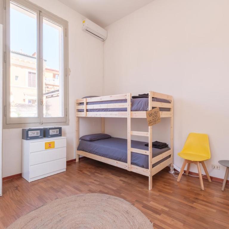 Ostello Umile - Posto Letto in Dormitorio Misto con 4 Letti - 13
