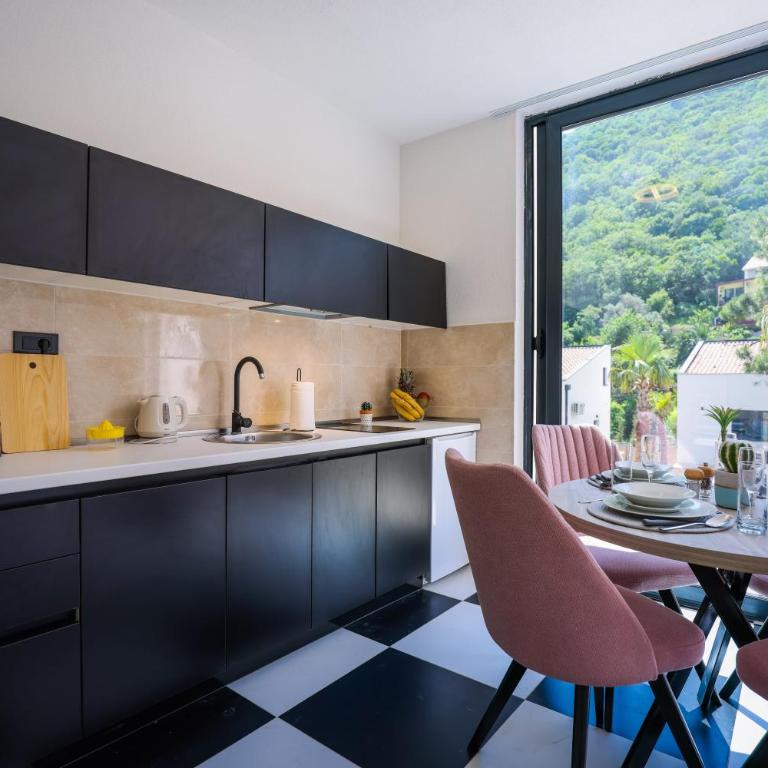 Rajska dolina Budva - Deluks Vila - 17