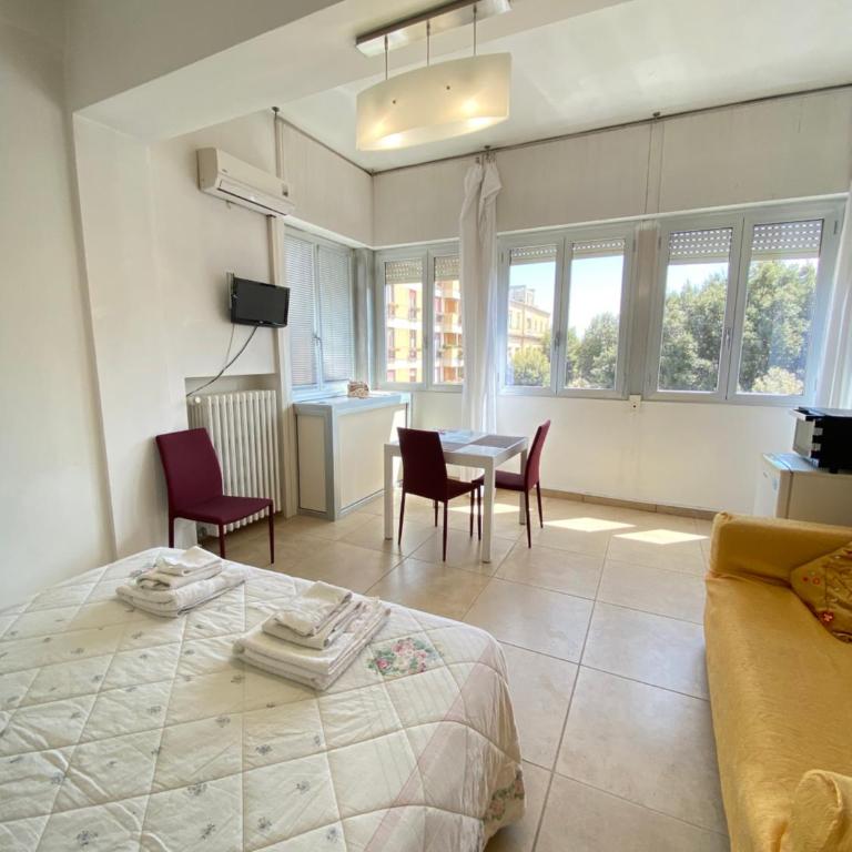 Abruzzi 81 - One-Bedroom Apartment - 12