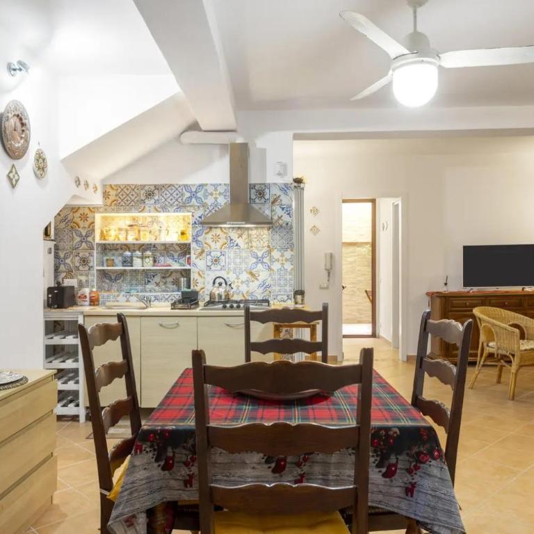 alloggio - Appartamento con 2 Camere da Letto - 1