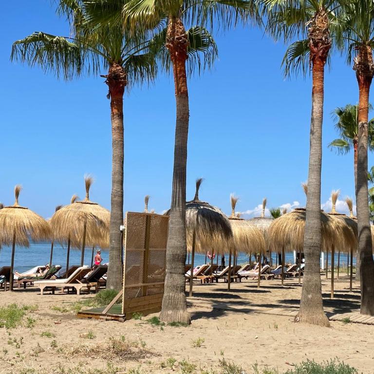 Beautiful New 2BR Apartment in Golden Mile of Marbella - Two-Bedroom Apartment - 22