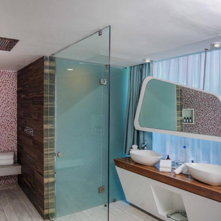 The Carmen Hotel - Ocean Front - Deluxe Suite with Sea View - 13