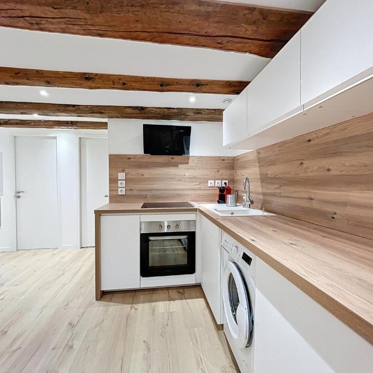 T3 Halles Sainte-Claires Centre - Appartement 2 Chambres - 4