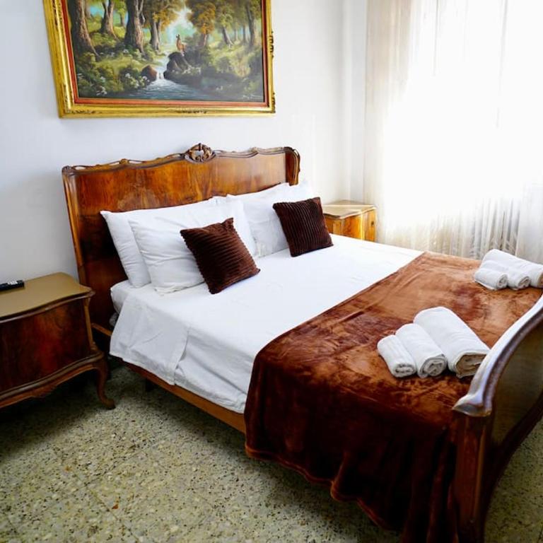 (9)Nine stops from the Colosseum - Appartamento con 3 Camere da Letto - 24