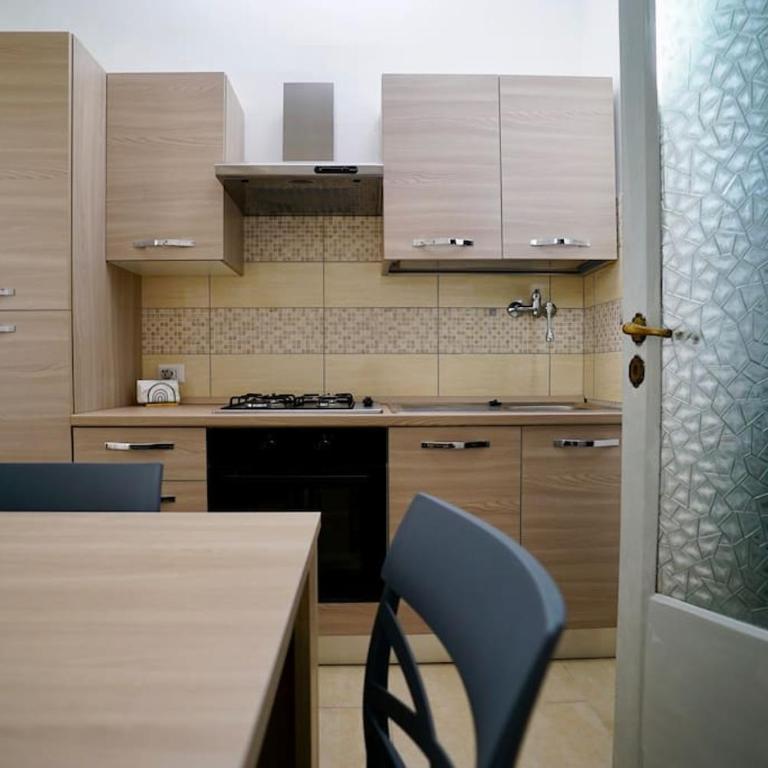(9)Nine stops from the Colosseum - Appartamento con 3 Camere da Letto - 25