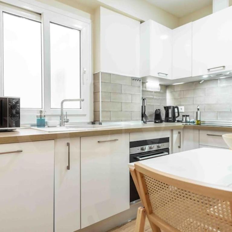 Commodious Apartment Near Center by REMS - Apartamento de 2 dormitorios - 22