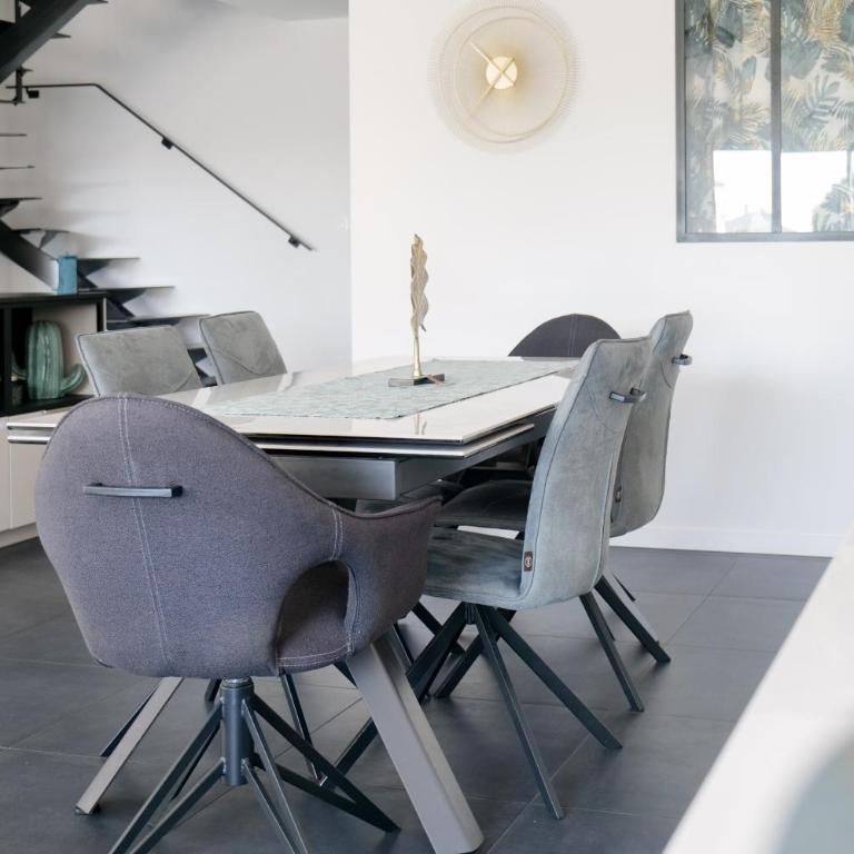 Grande maison avec piscine, proche océan, Les Sables, 6 personnes - Haus mit 4 Schlafzimmern - 12
