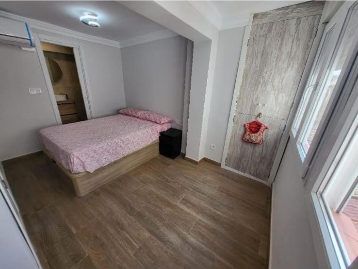 Playa y cultura en el Cabanyal Alquiler de temporada familiar - Three-Bedroom Apartment - 13