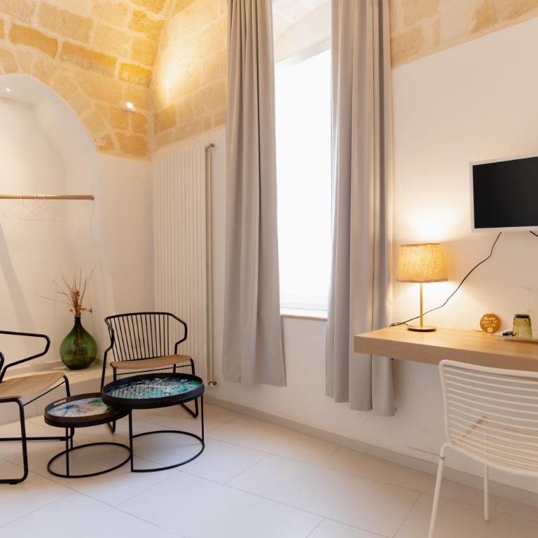 Endea Suite Rooms & Lounge SPA - Double Room with Spa Bath - 19