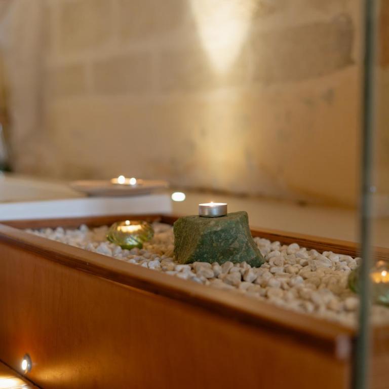 Endea Suite Rooms & Lounge SPA - Double Room with Spa Bath - 17