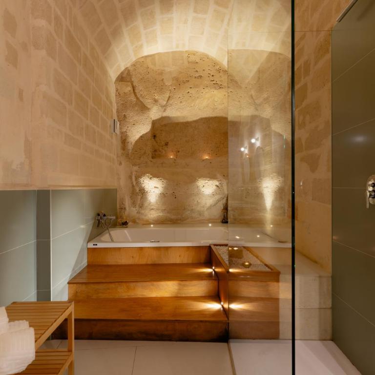 Endea Suite Rooms & Lounge SPA - Double Room with Spa Bath - 20