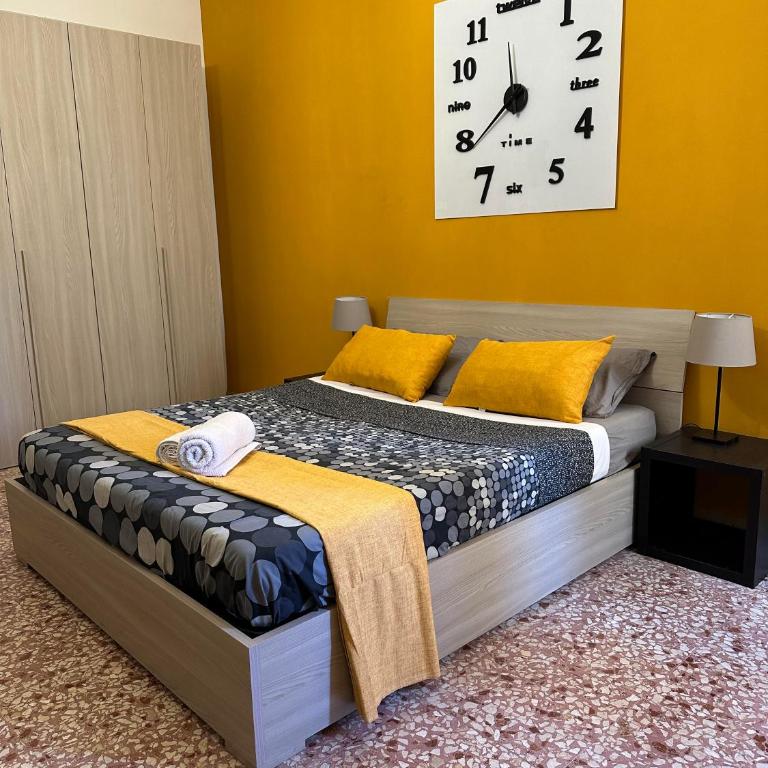 Il Secondo Piano - Basic Triple Room with Shared Bathroom - 9
