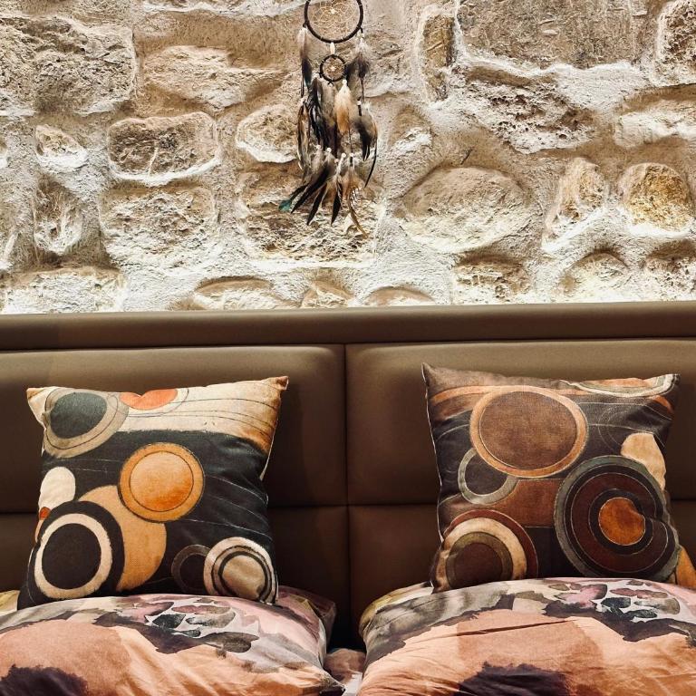 Paris Marais -Design KENZO - Bed Premium - Studio Deluxe - 12