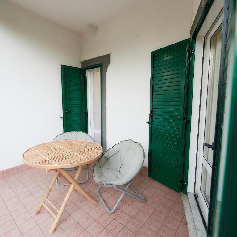 Dream house - Two-Bedroom Apartment - 24