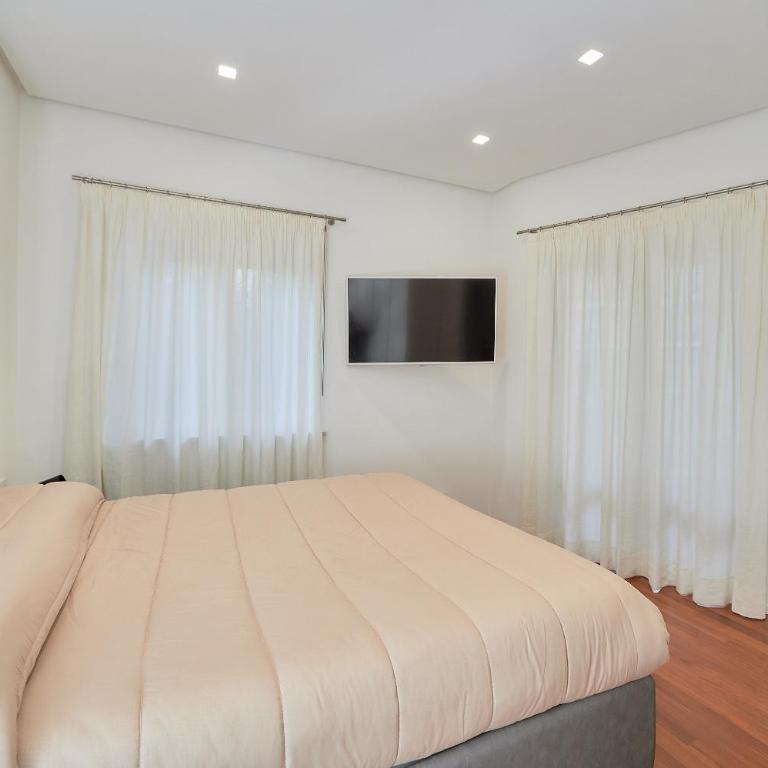 Dream house - Two-Bedroom Apartment - 4