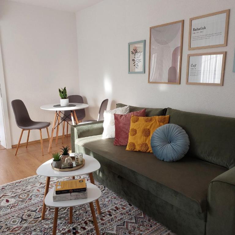 Kia Ora - One-Bedroom Apartment - 2