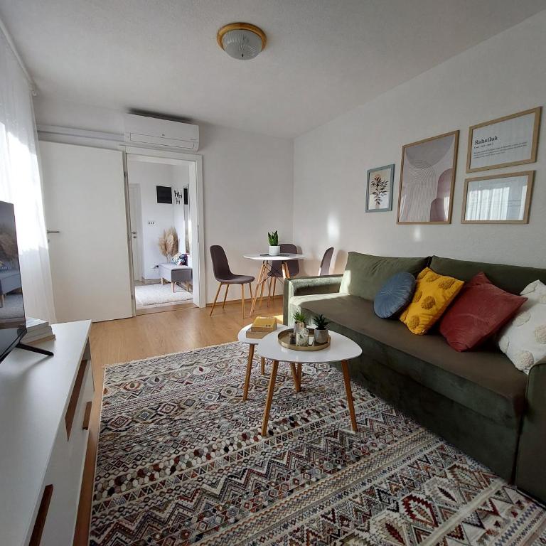 Kia Ora - One-Bedroom Apartment - 9