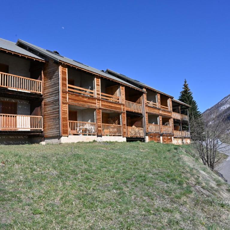 Les Airelles Le Coin Molines en Queyras Classé 3 étoiles - Appartement 3 Chambres - 26