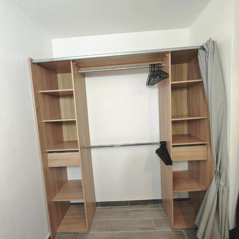 Appartement avec jardin - Métro 13 - Université Saint Denis - Apartamento de 1 dormitorio - 14