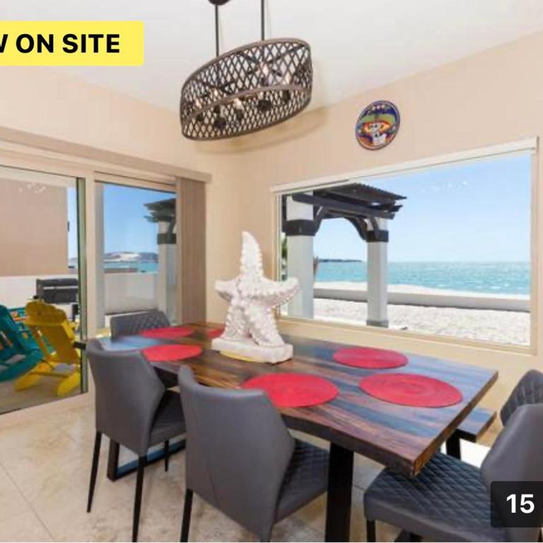 A Beautiful, New Beach Front Coastal House with Pool! - Casa de 3 dormitorios - 14