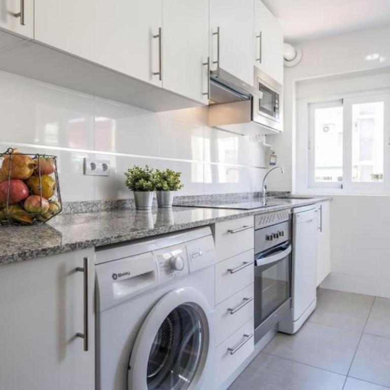 Plaza de las Ventas II - Diseño, confort y buena ubicación - Two-Bedroom Apartment - 9