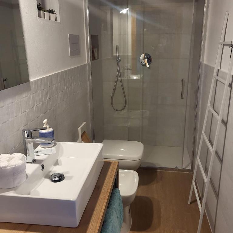 Patrizia Chic - Two-Bedroom House - 13