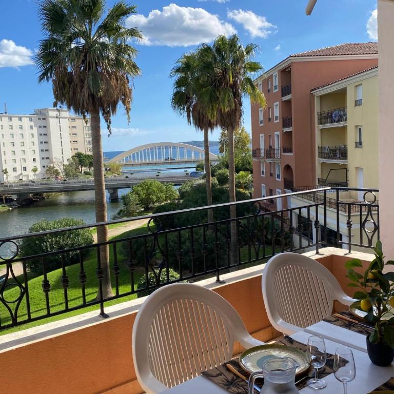 Ste Maxime T3 Terrasse vue mer et avec piscine - Apartment mit 3 Schlafzimmern - 3