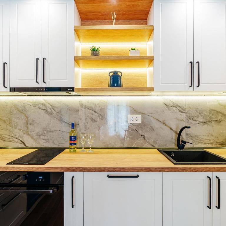 Skyline Apartments by In Property - Two-Bedroom Apartment - 38