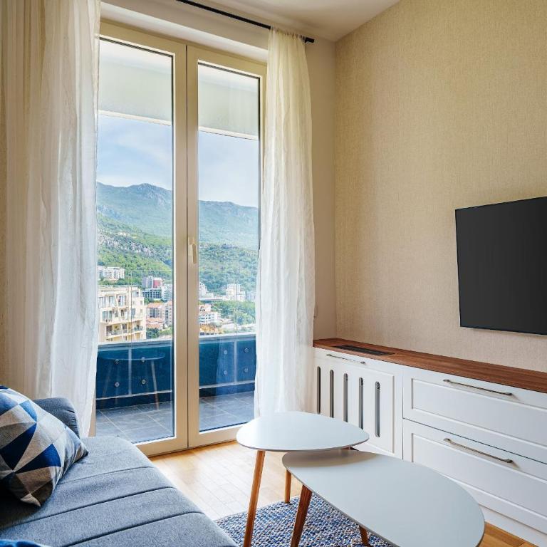 Skyline Apartments by In Property - Two-Bedroom Apartment - 25
