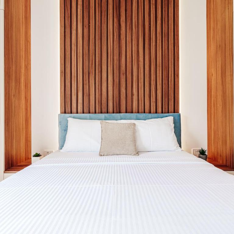 Skyline Apartments by In Property - Two-Bedroom Apartment - 35