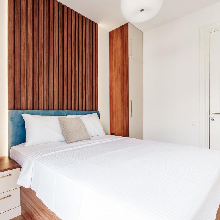 Skyline Apartments by In Property - Two-Bedroom Apartment - 14