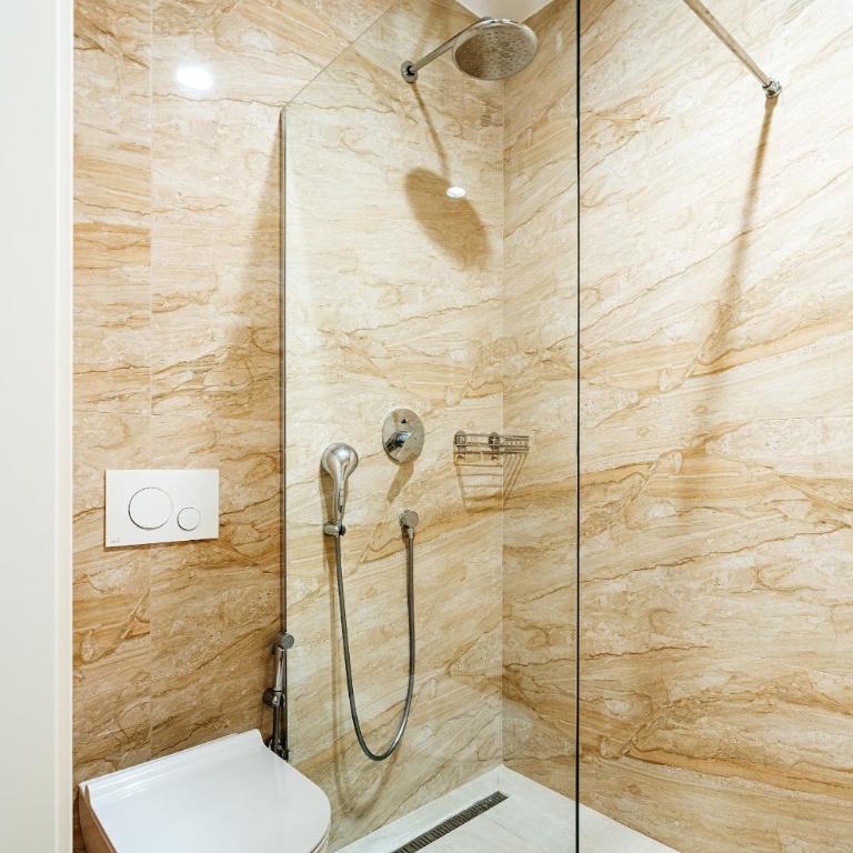Skyline Apartments by In Property - Two-Bedroom Apartment - 17