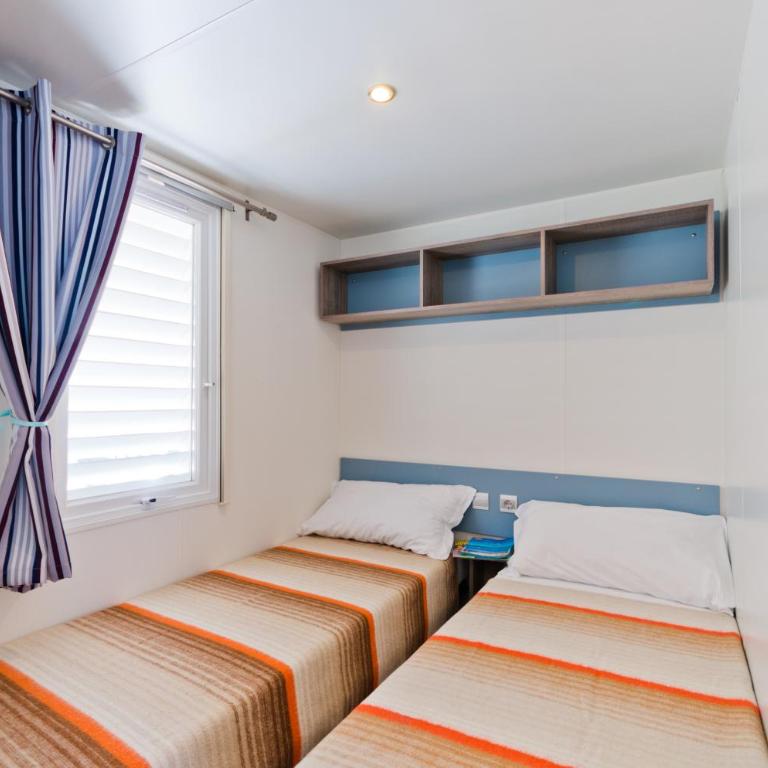 Campeggio del Garda - Casa Mobile con 2 Camere da Letto - 3