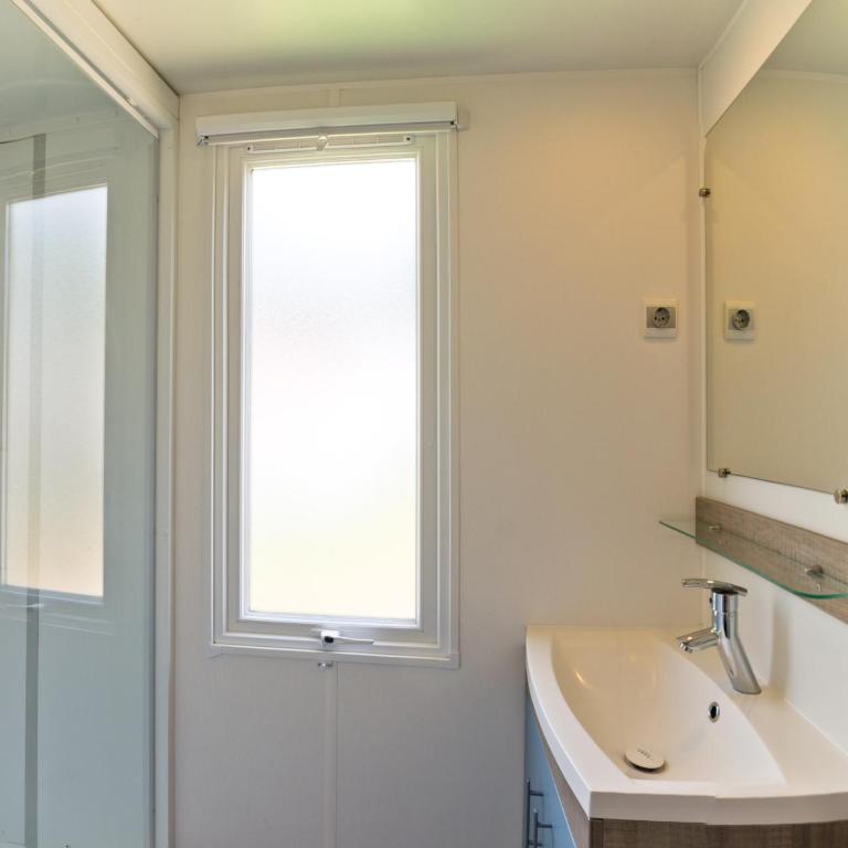Campeggio del Garda - Casa Mobile con 3 Camere da Letto - 11