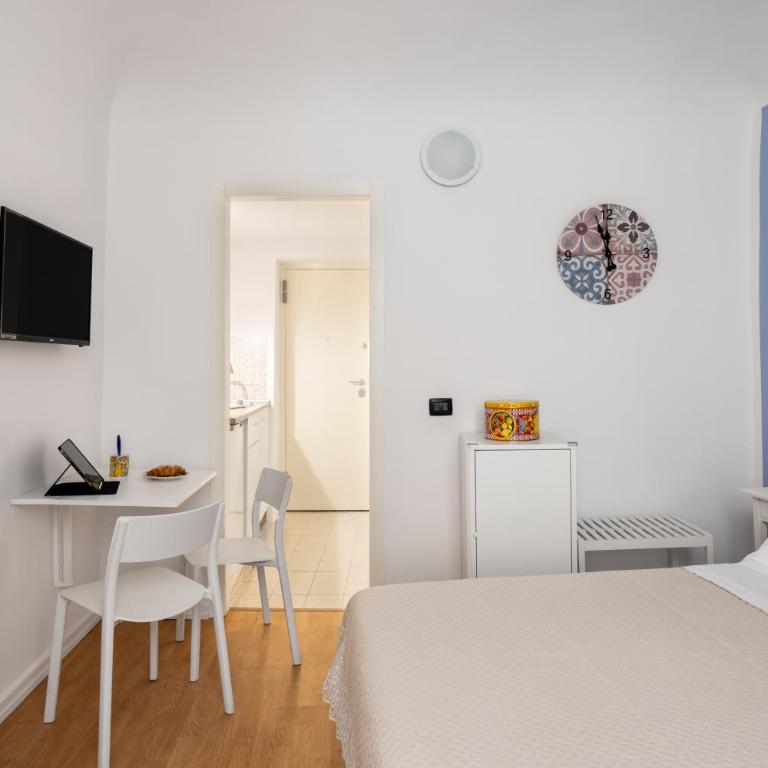 Agata & Rosalia 2 Suite Indipendenti e Comunicanti con Balcone & AC - Appartamento con 2 Camere da Letto - 15