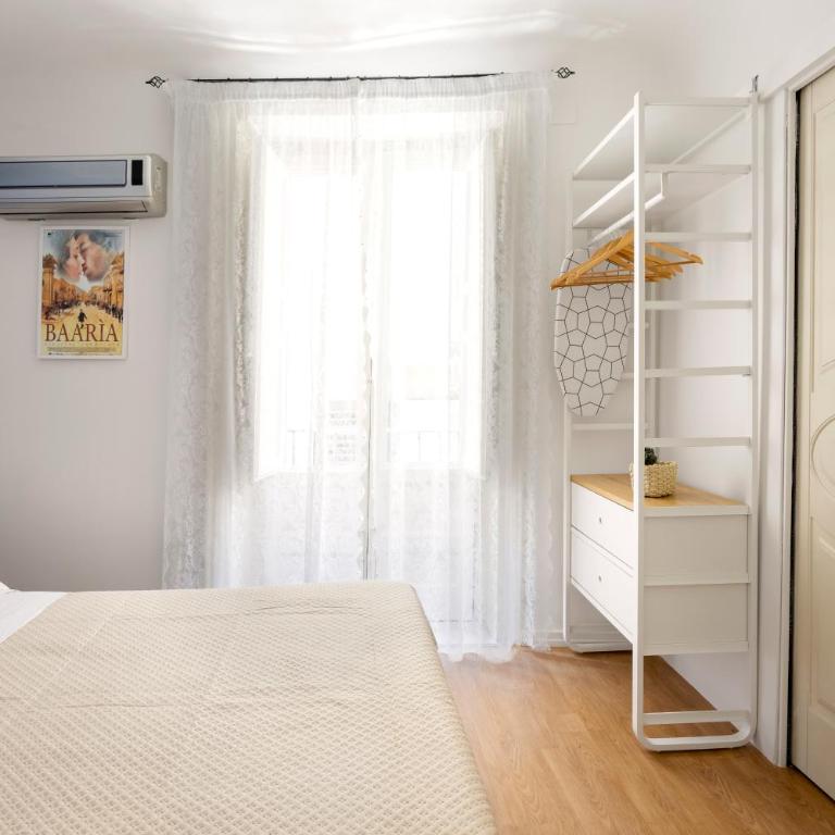 Agata & Rosalia 2 Suite Indipendenti e Comunicanti con Balcone & AC - Appartamento con 2 Camere da Letto - 6
