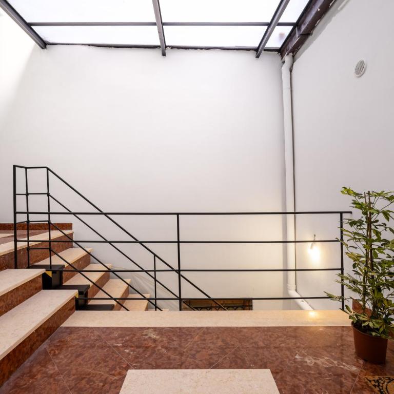 Agata & Rosalia 2 Suite Indipendenti e Comunicanti con Balcone & AC - Appartamento con 2 Camere da Letto - 12