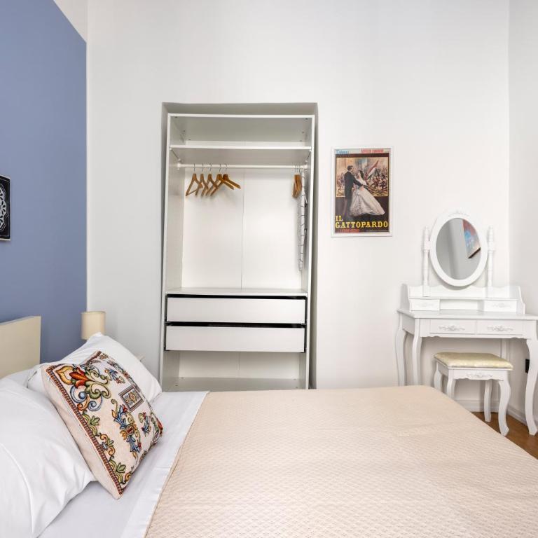 Agata & Rosalia 2 Suite Indipendenti e Comunicanti con Balcone & AC - Appartamento con 2 Camere da Letto - 9