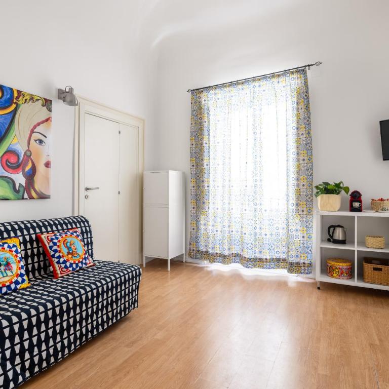 Agata & Rosalia 2 Suite Indipendenti e Comunicanti con Balcone & AC - Appartamento con 2 Camere da Letto - 27