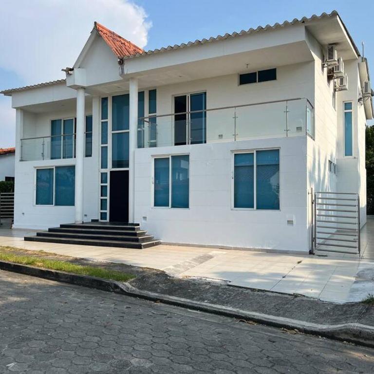 Hermosa Casa Quinta Giradot Flandes - Casa de 5 dormitorios - 1