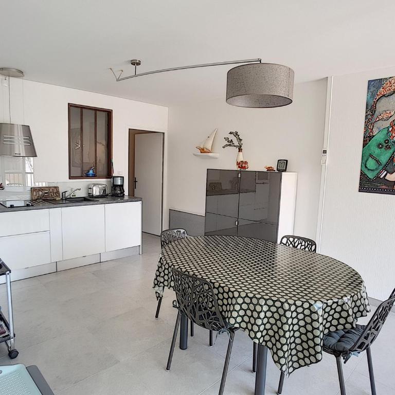 Appartement T3 aux Sables-d'Olonne avec Climatisation - FR-1-331-76 - Apartment (5 Erwachsene) - 3