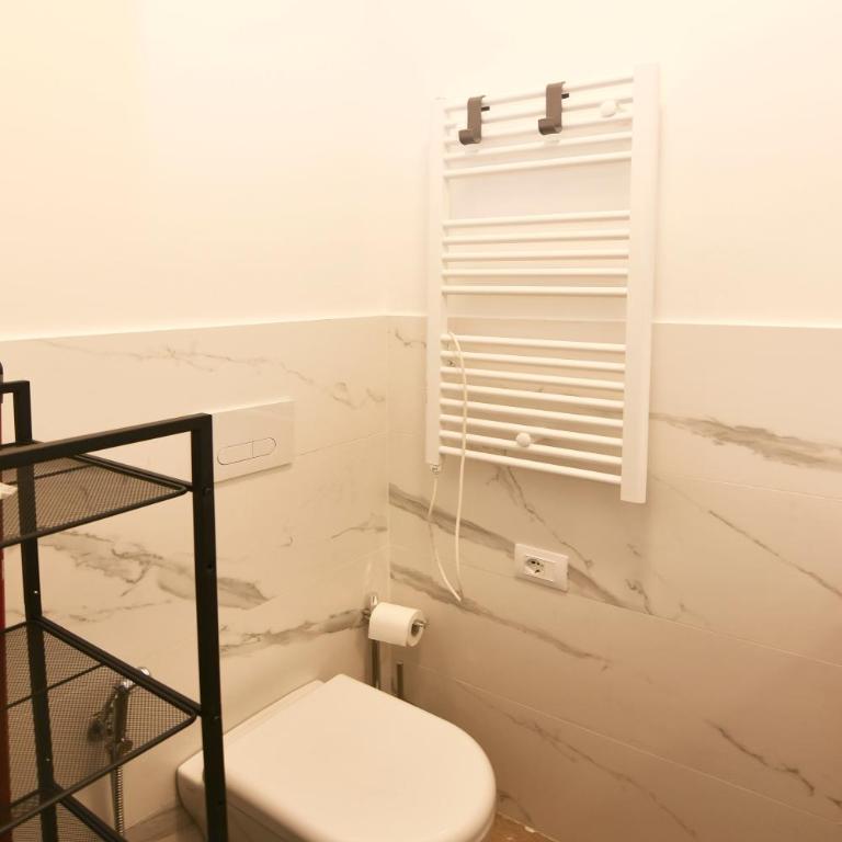 [Fond. Prada-IEO] Elegante Appartamento con Suite - Appartamento con 1 Camera da Letto - 10