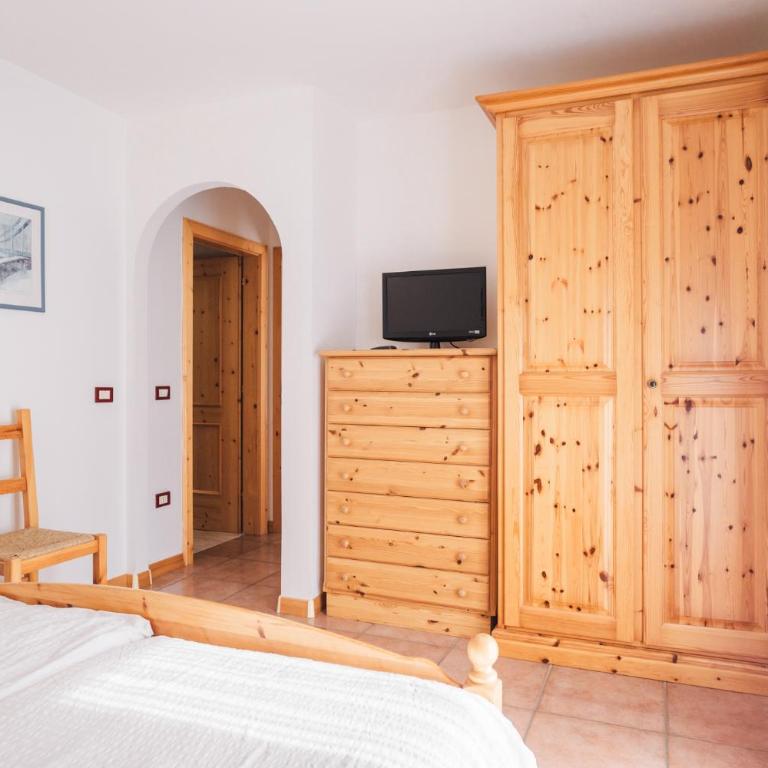 Residence Al Caminetto - One-Bedroom Apartment (4 Adults) - 8