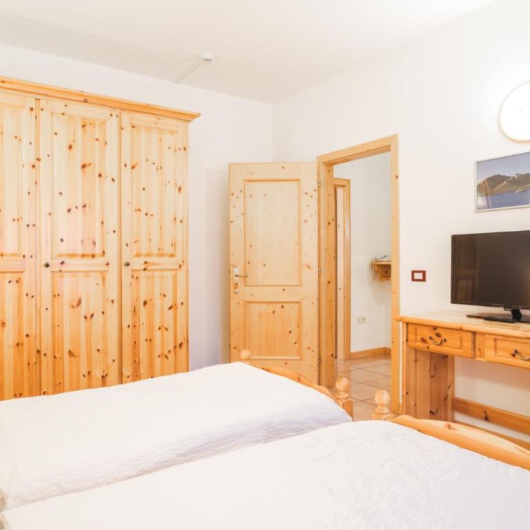 Residence Al Caminetto - Two-Bedroom Apartment (6 Adults) - 5