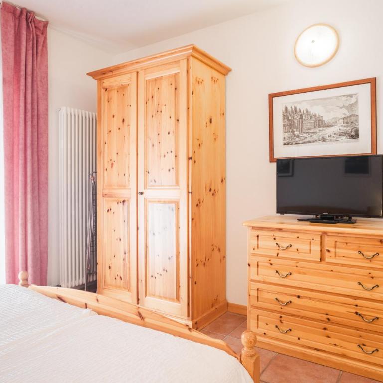 Residence Al Caminetto - Two-Bedroom Apartment (6 Adults) - 12