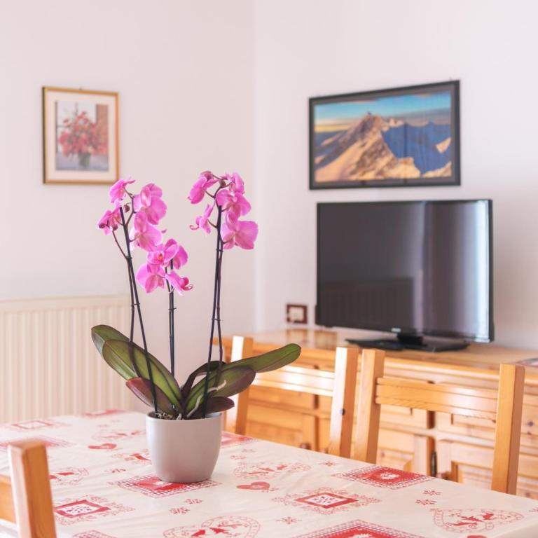 Residence Al Caminetto - One-Bedroom Apartment - 6