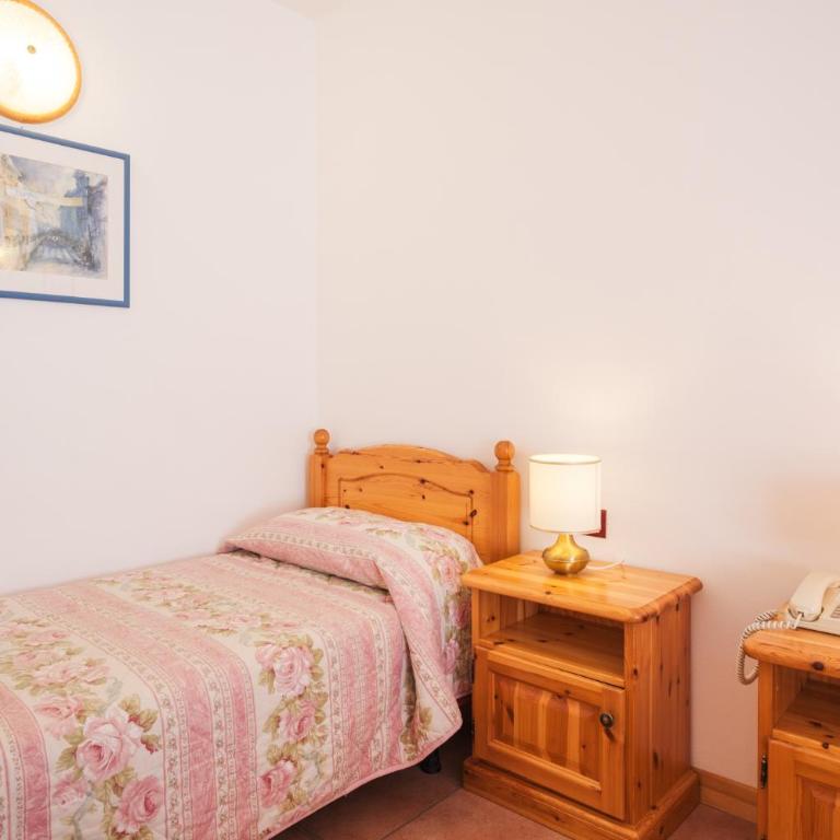 Residence Al Caminetto - One-Bedroom Apartment - 8
