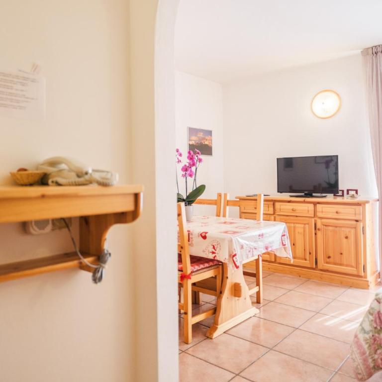 Residence Al Caminetto - One-Bedroom Apartment - 2
